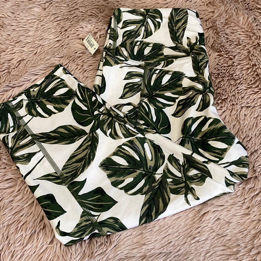 Aurique NWT Athletic Leggings